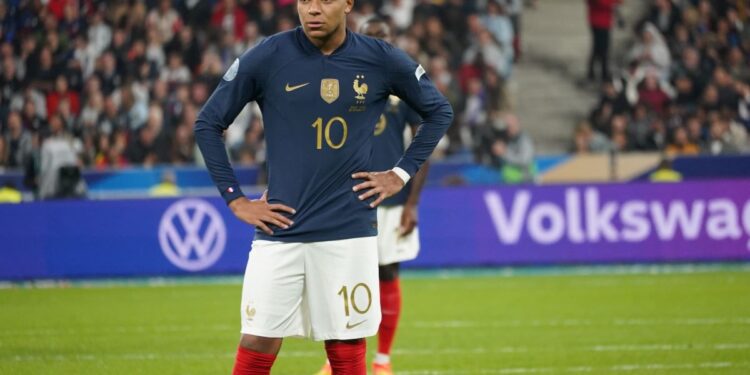FRANCE INTERNATIONAL FOOTBALL